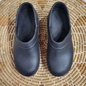 Crocs Black Slip On Mules Clogs Size 9